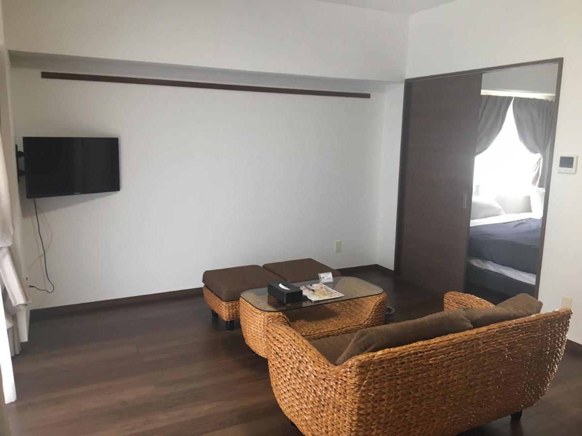 Cozy Stay In Naha Akebono Екстер'єр фото